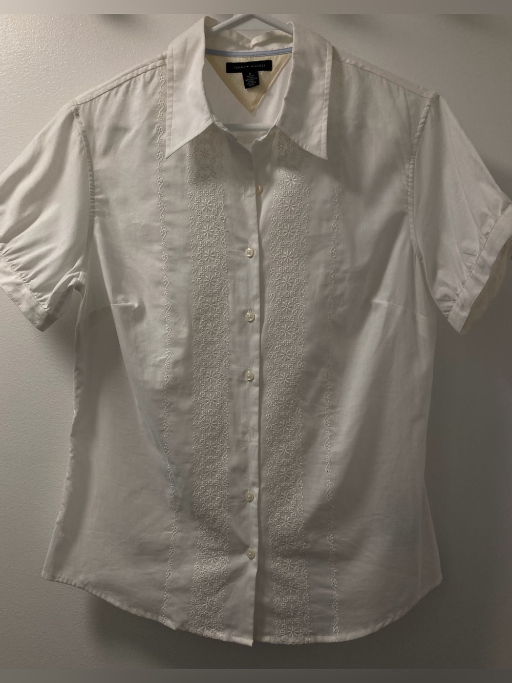 Tommy Hilfiger White Short Sleeve Embroidered Blouse Size 8